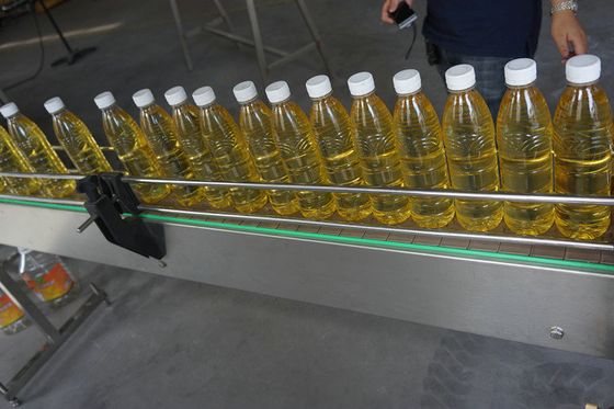 Auto High Speed Edible Oil Filling Machine with Stainless Steel SS304 4 - 32 Head Filling