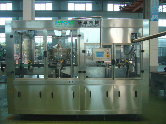 アルミ缶の充填機はでき、炭酸飲み物のための 1 単位に付き機械 2 つを継ぎ合わせます